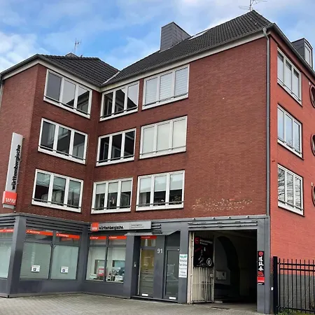 Haus Am Bahnhof * 杜伊斯堡