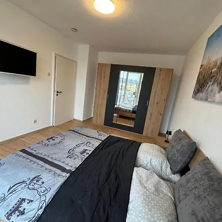 Haus Am Bahnhof Apartamento *